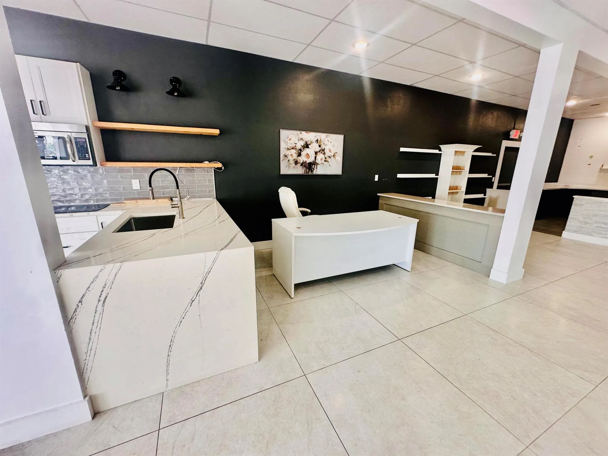 717 Northlake Blvd Boulevard, #B