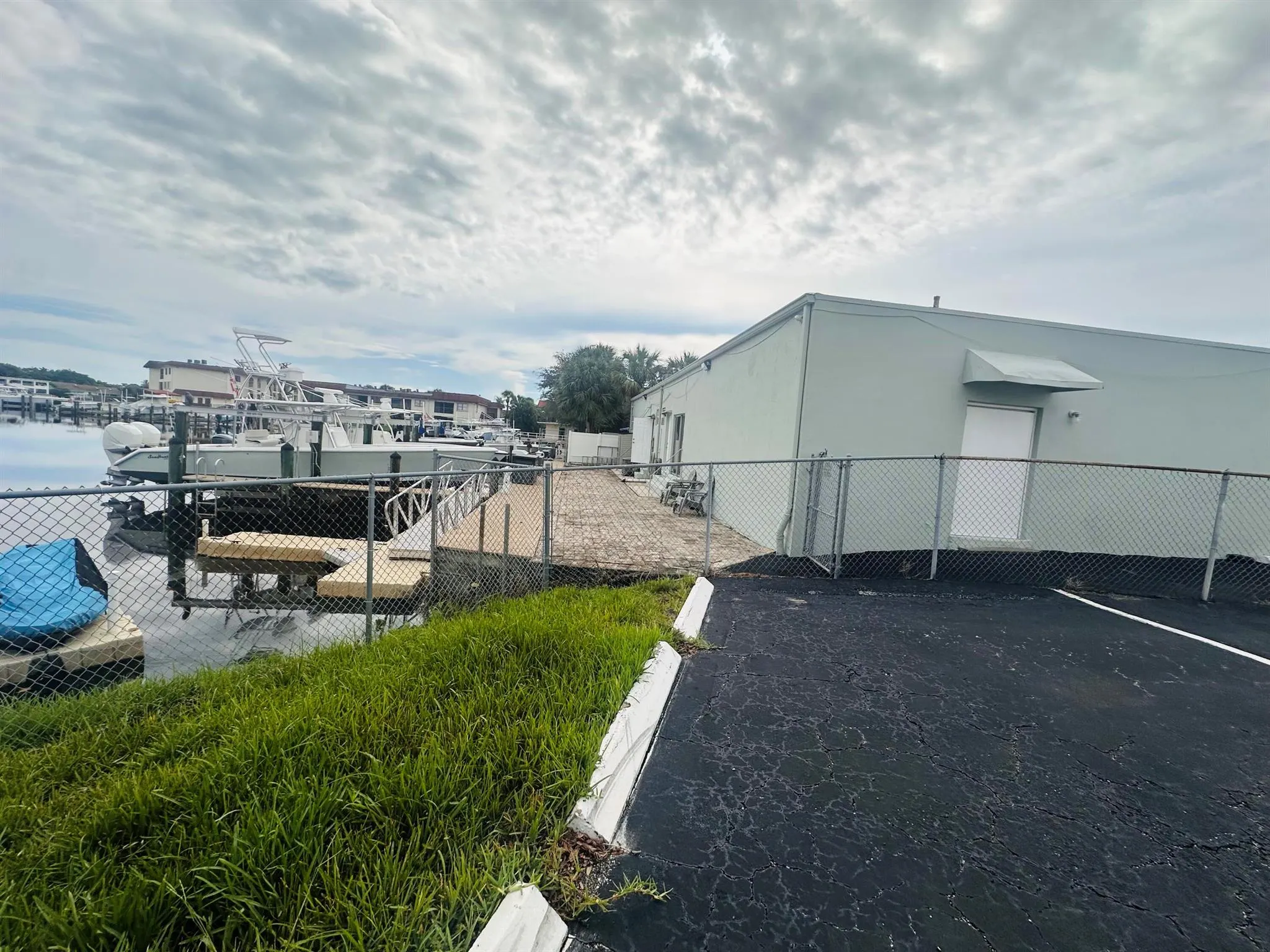 717 Northlake Blvd Boulevard, #B
