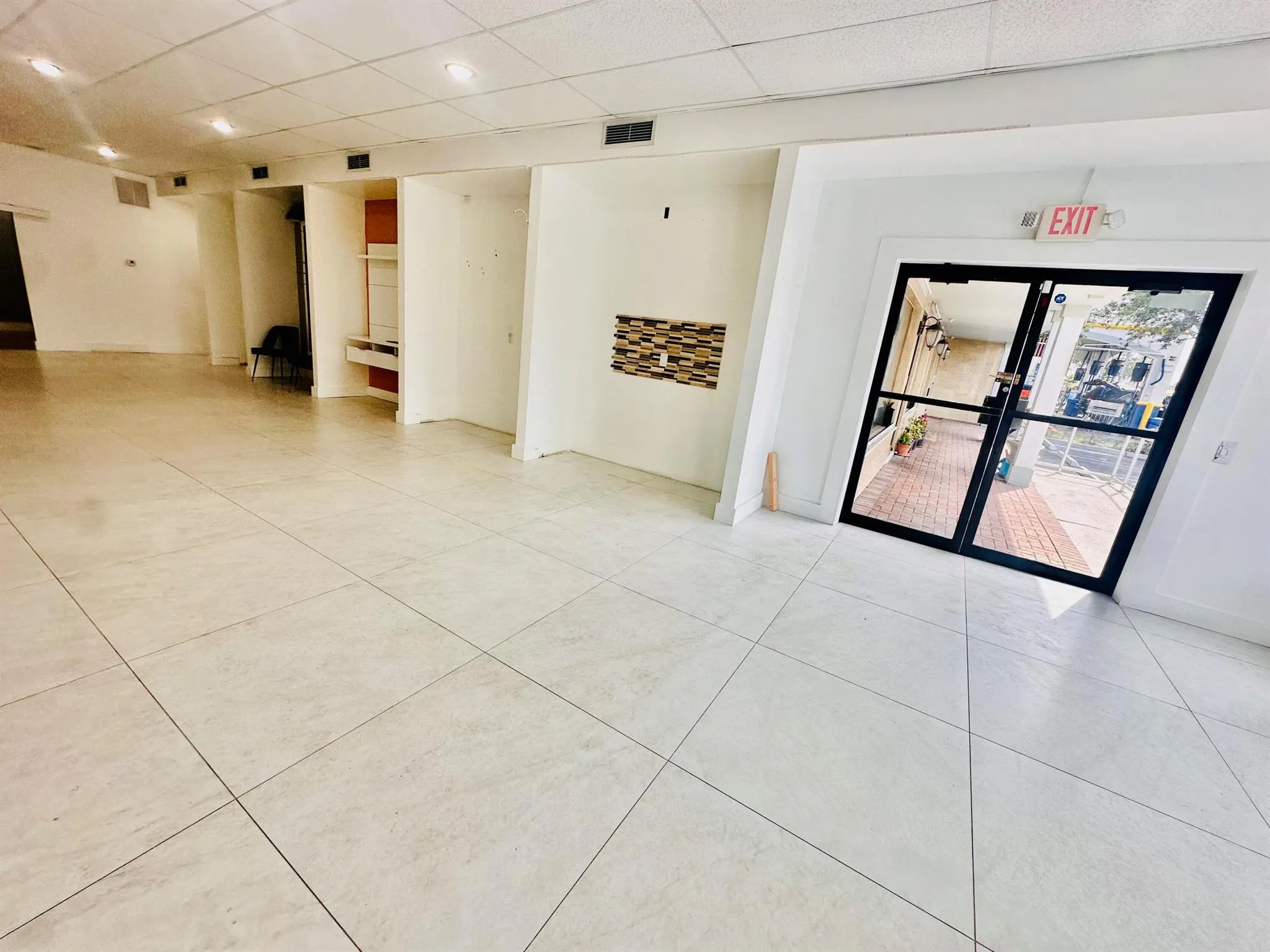 717 Northlake Blvd Boulevard, #B