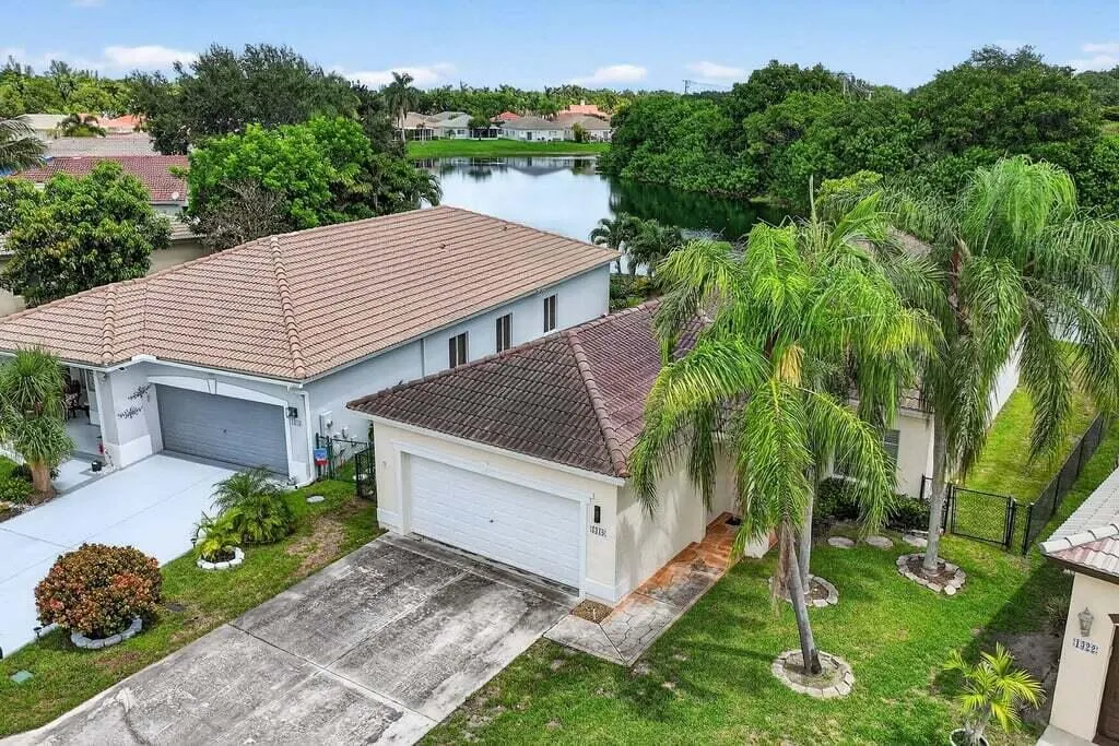 1318 SW 44th Terrace Terrace