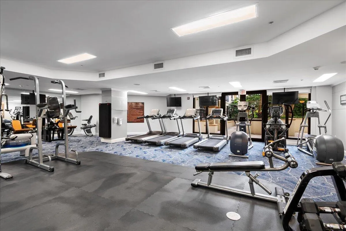 801 S Olive Avenue, #118