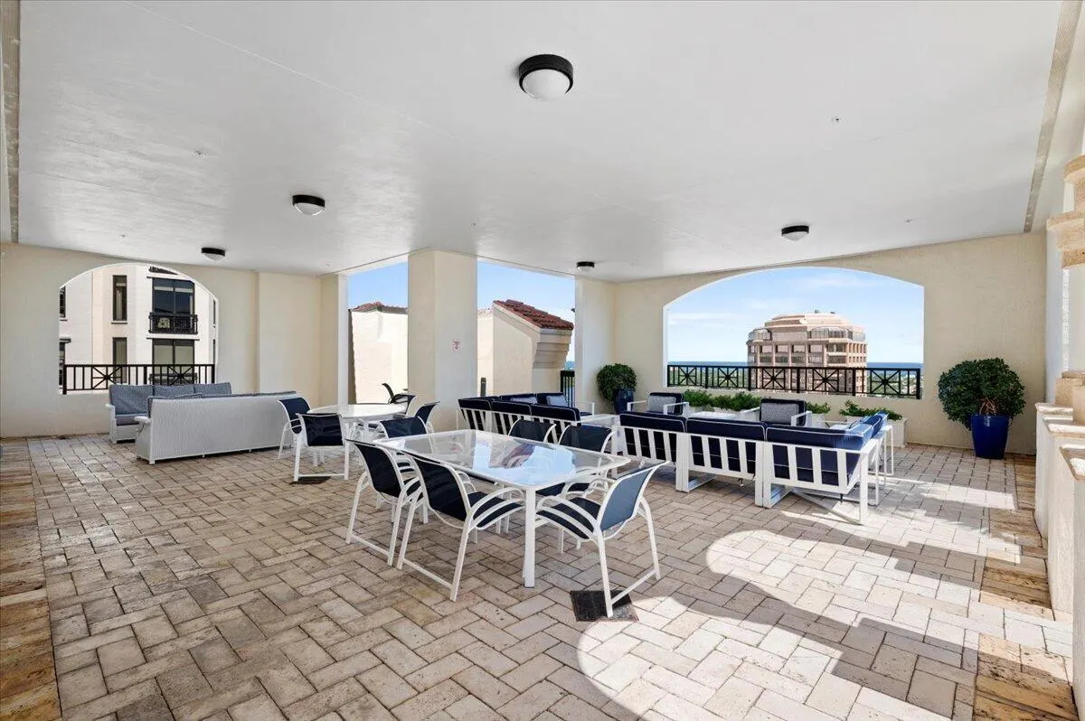 801 S Olive Avenue, #118