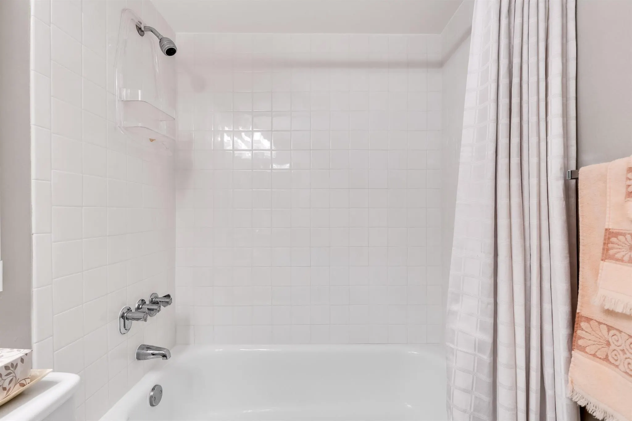122 Lake Pine Circle, #B-1