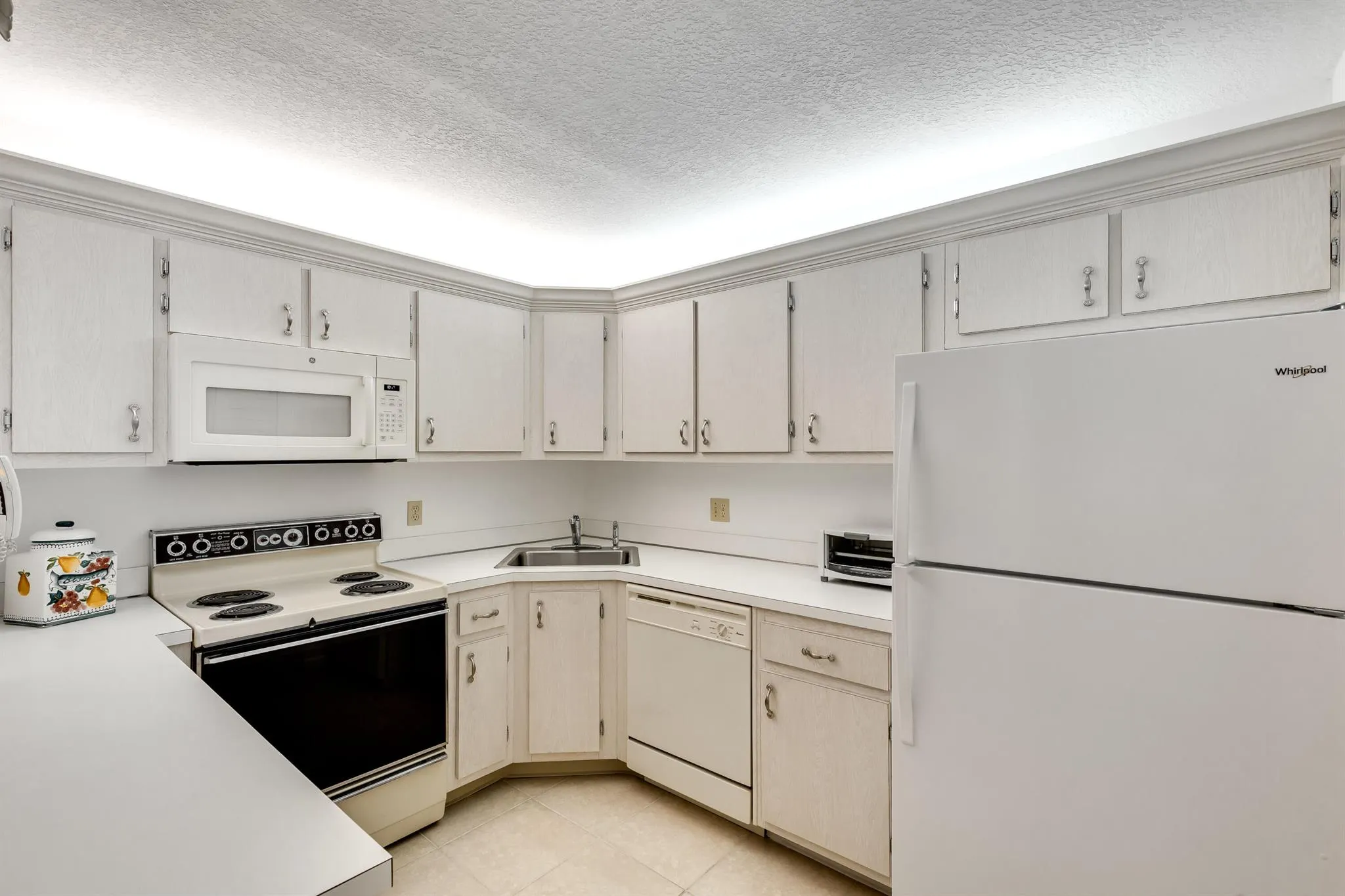 122 Lake Pine Circle, #B-1