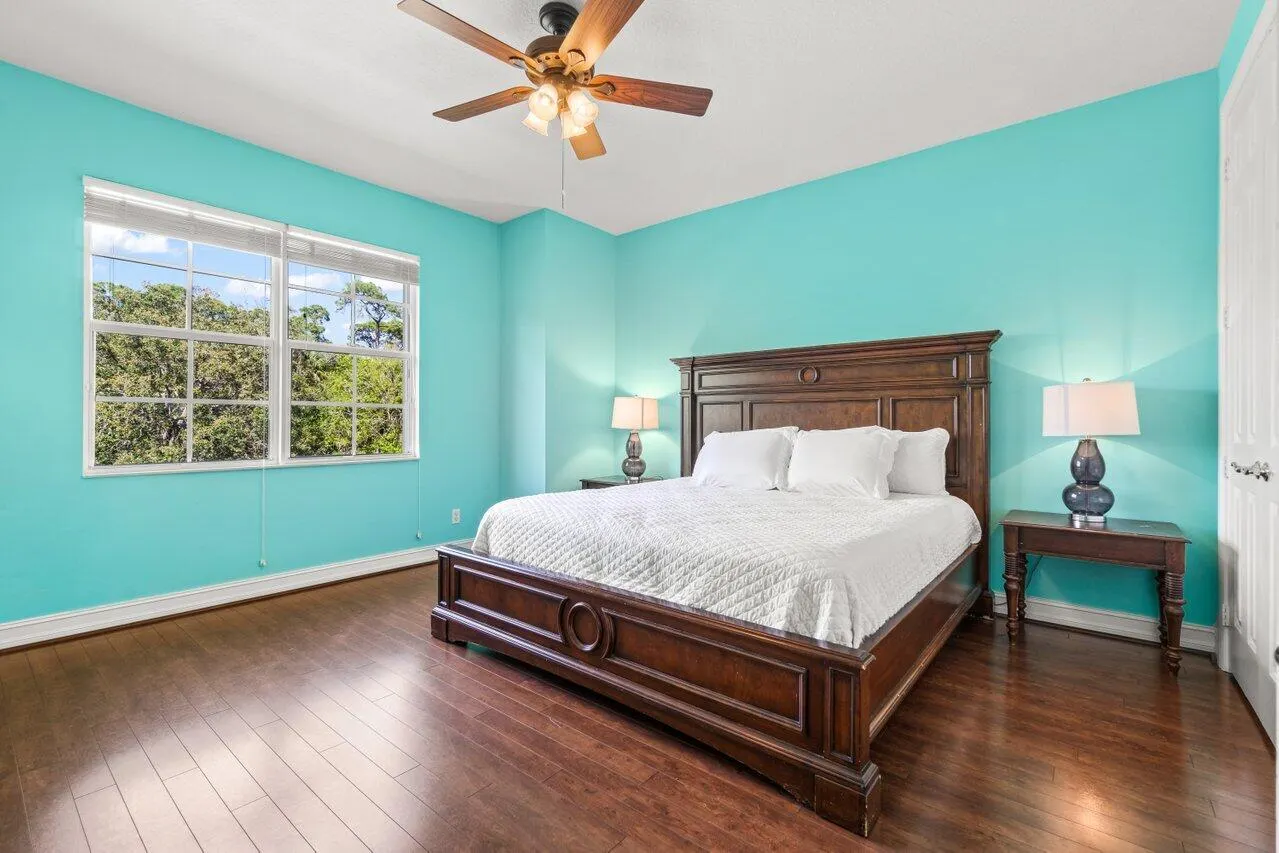 8068 Woodslanding Trail