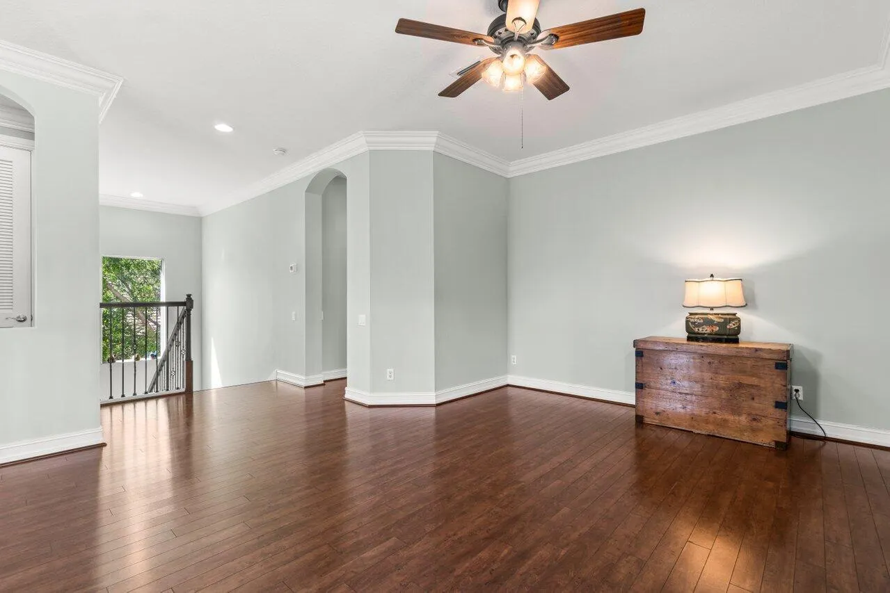 8068 Woodslanding Trail