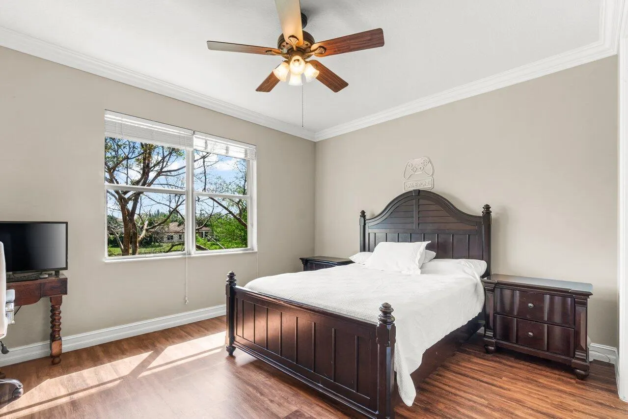 8068 Woodslanding Trail