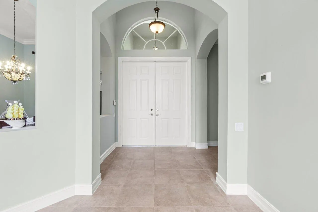 8068 Woodslanding Trail
