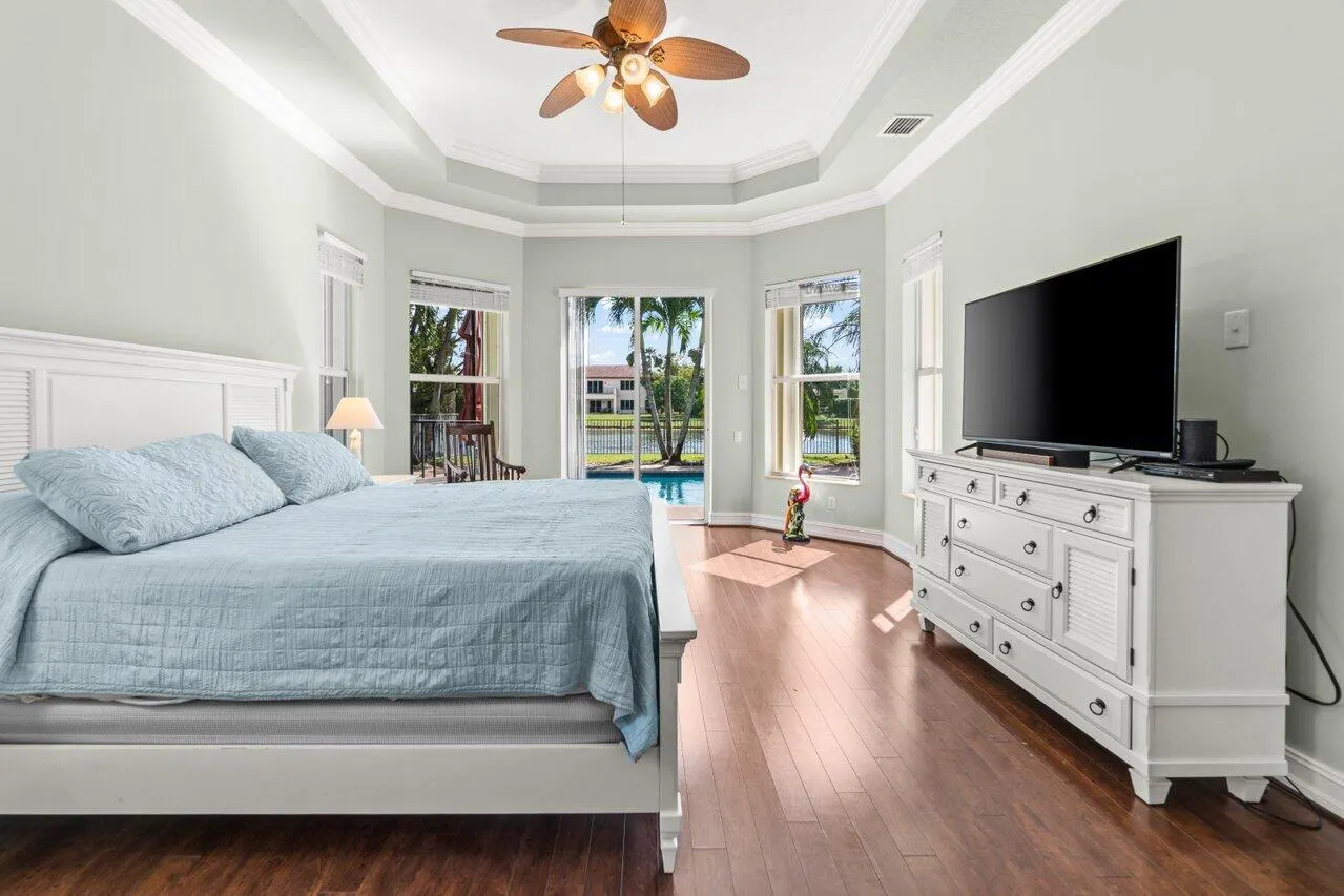 8068 Woodslanding Trail