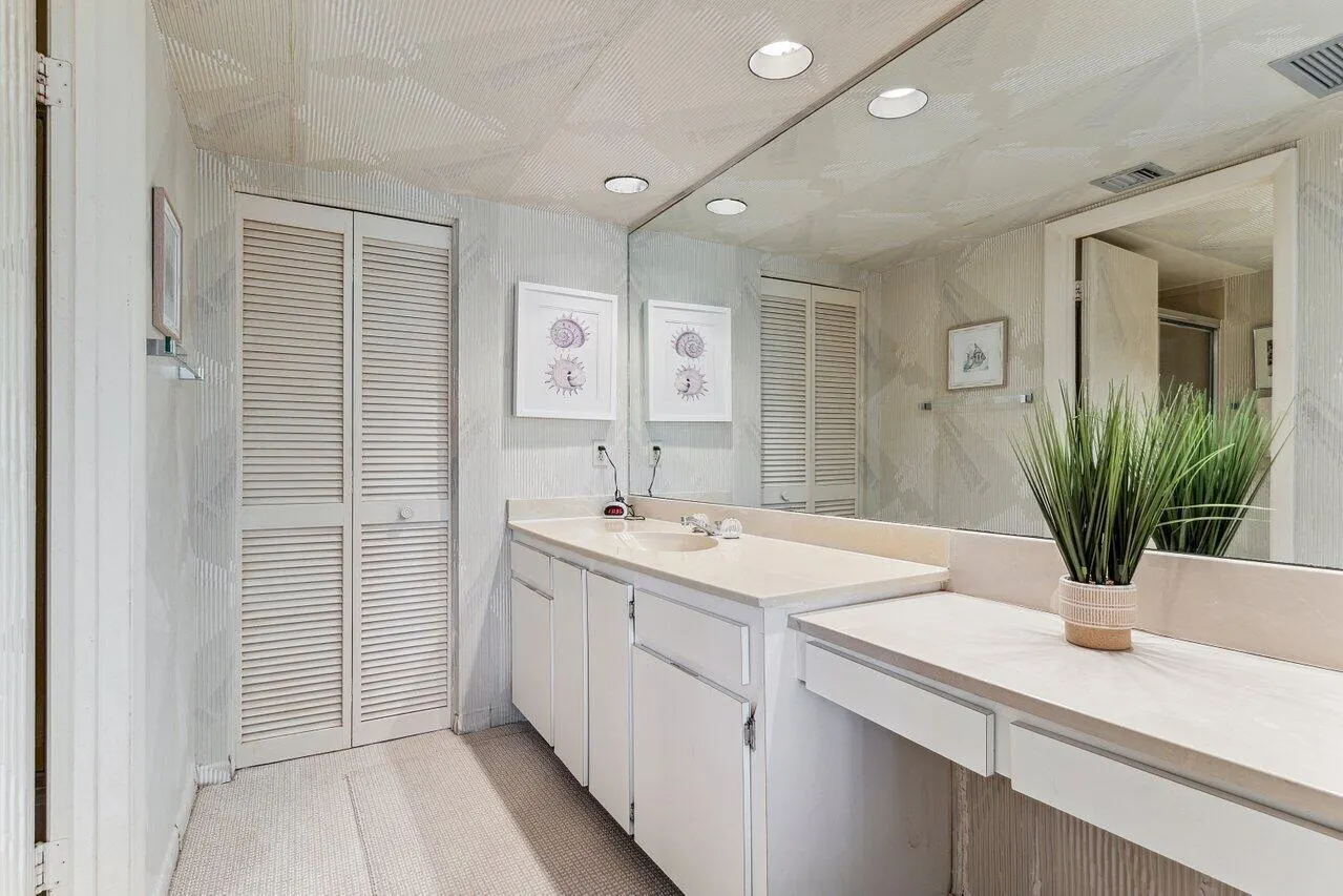 3610 S Ocean Boulevard, #502