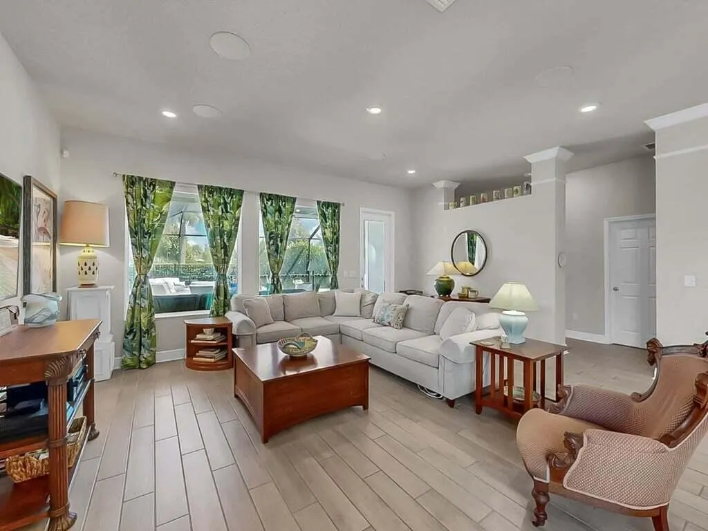 5356 Silver Sun Drive
