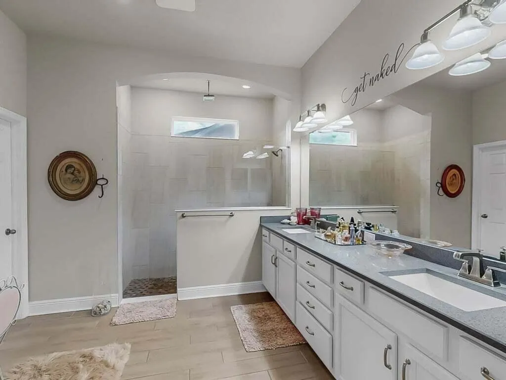 5356 Silver Sun Drive