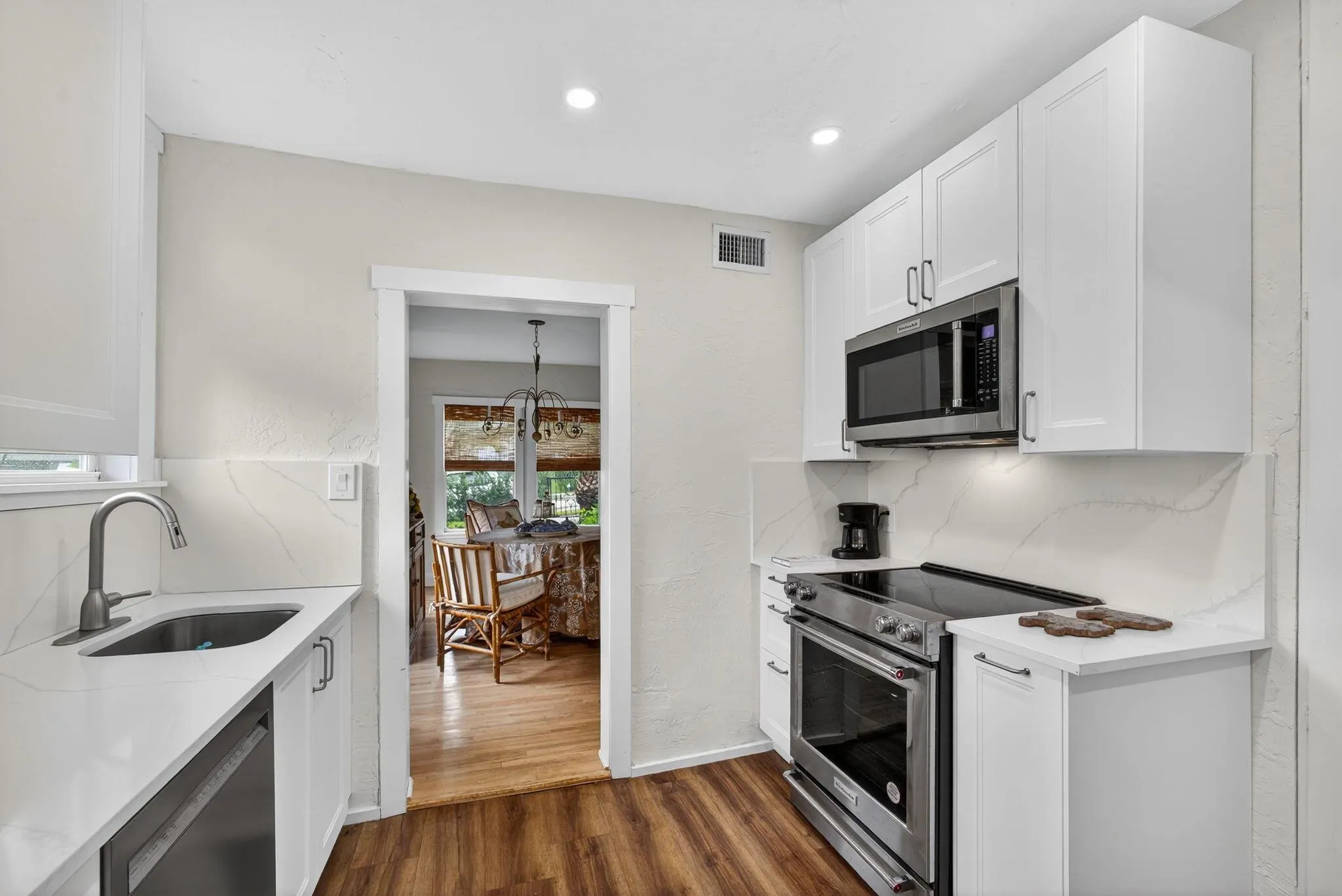 825 34th Street