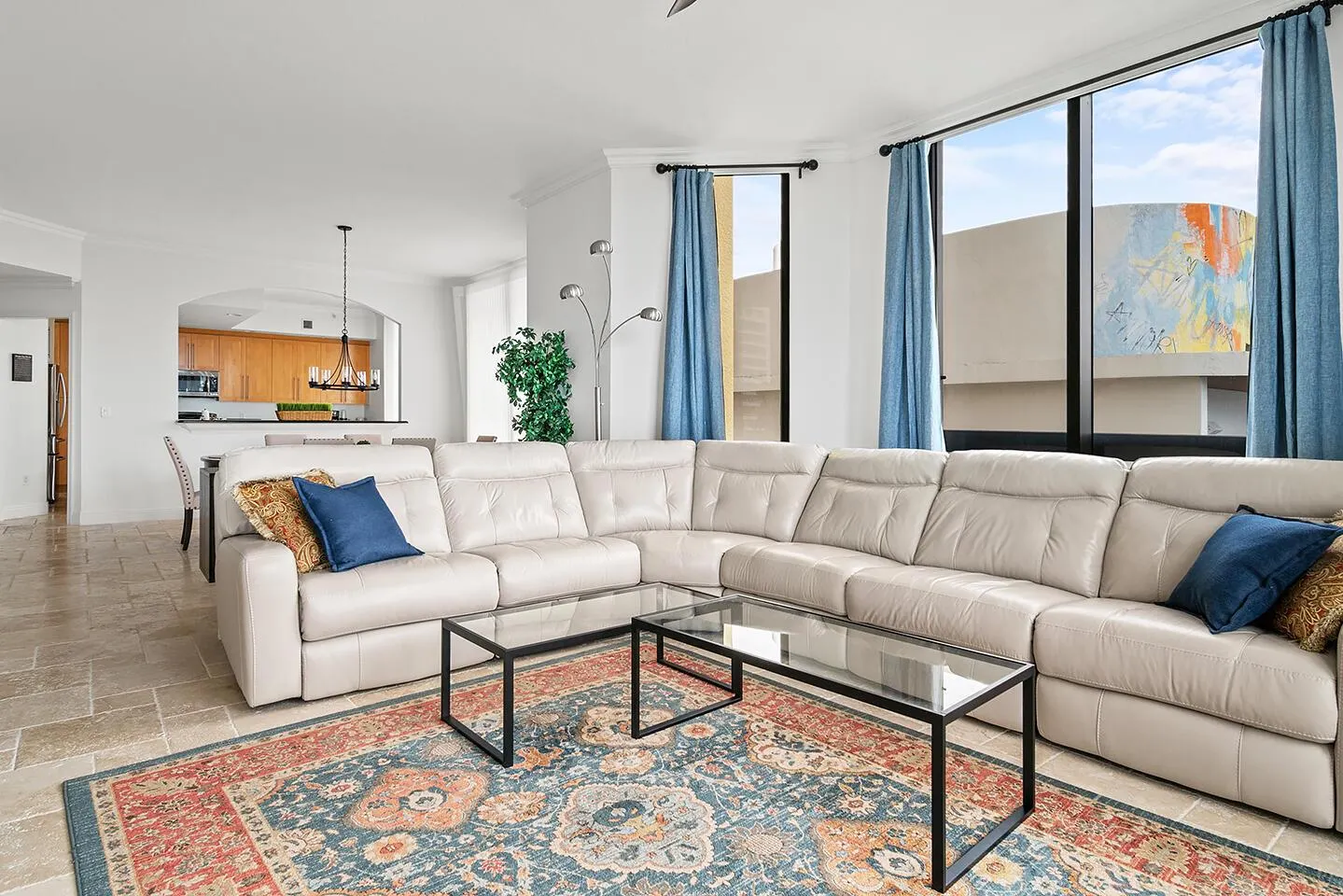 701 S Olive Avenue, #1424