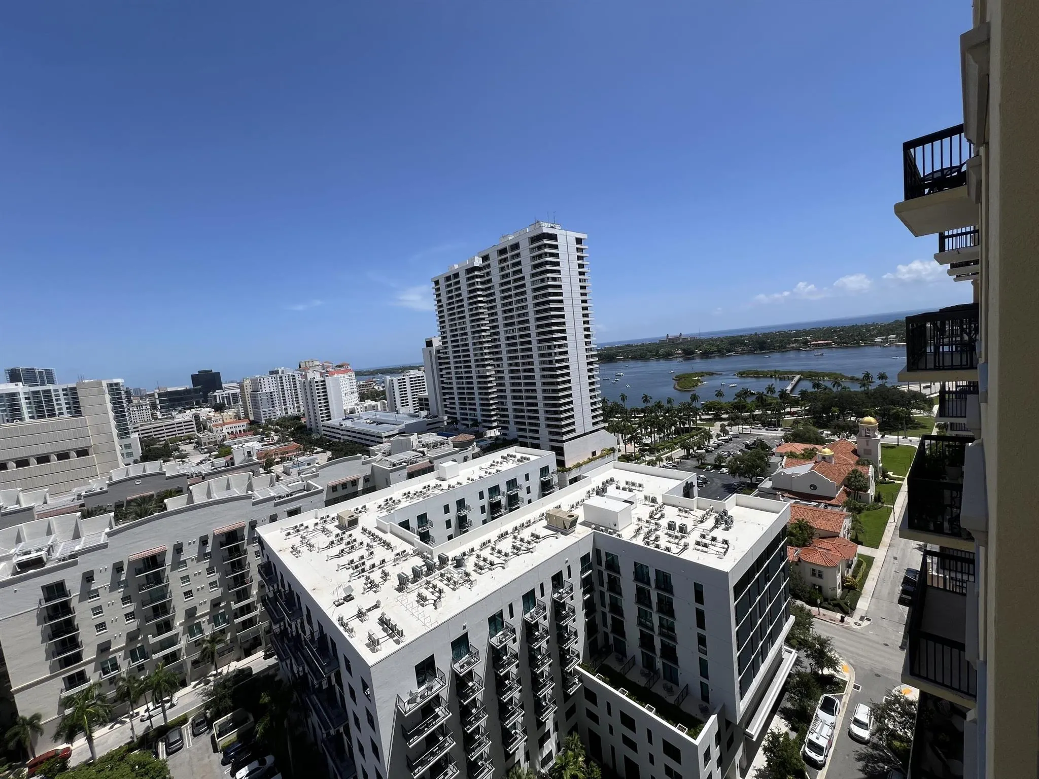701 S Olive Avenue, #1424