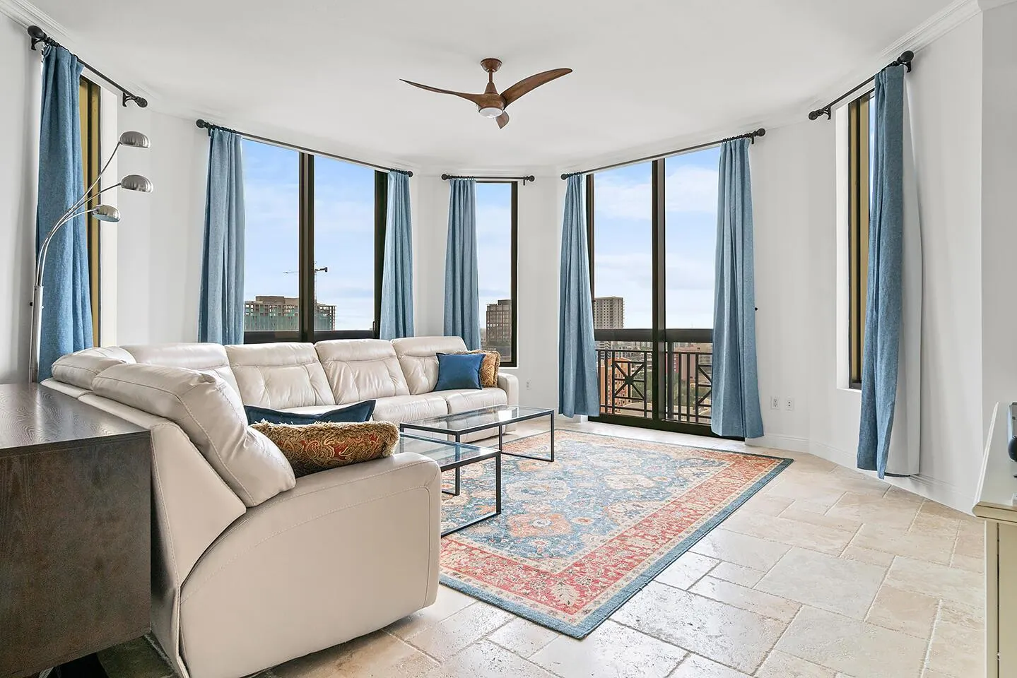 701 S Olive Avenue, #1424