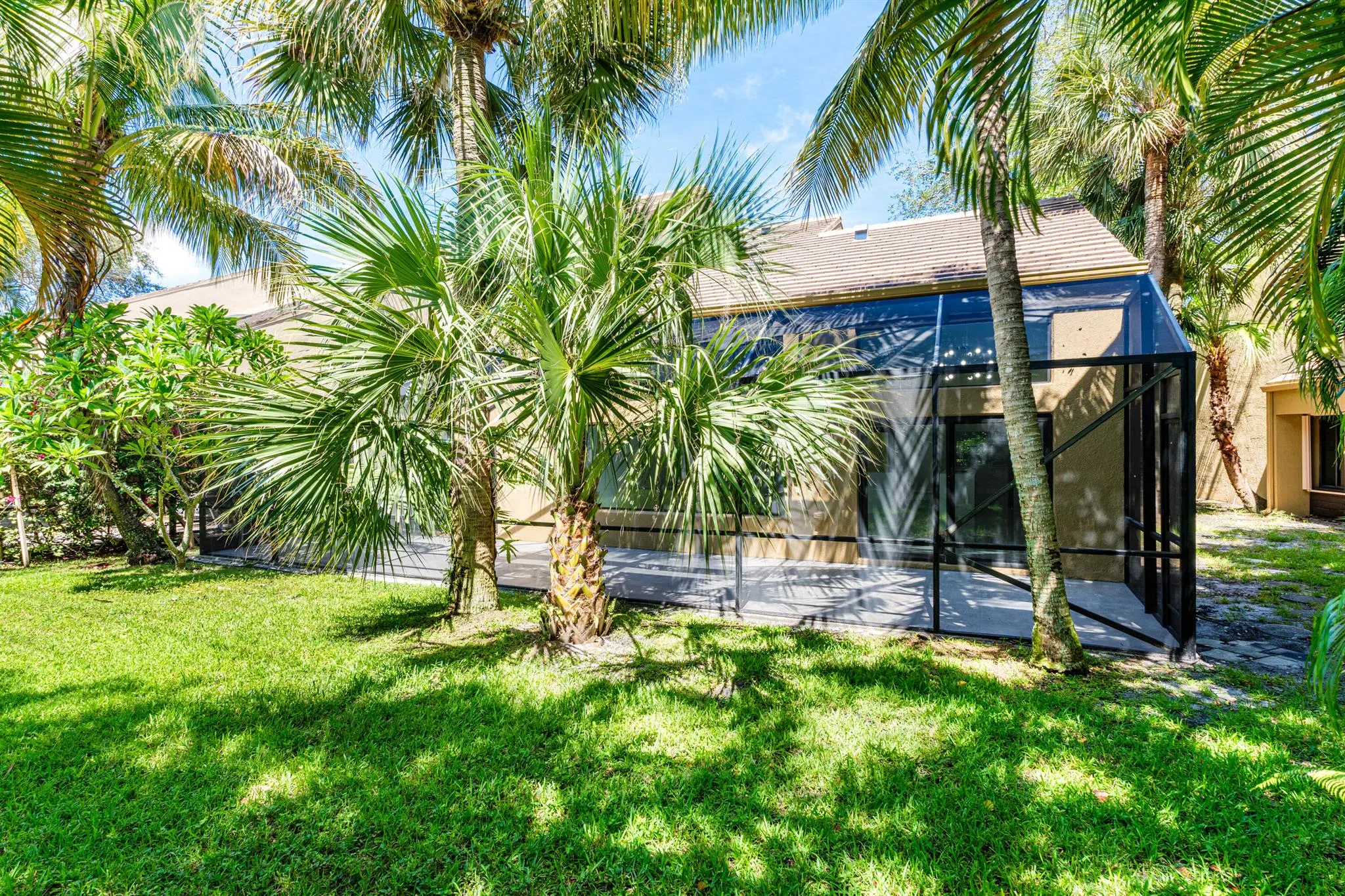 755 St Albans Drive