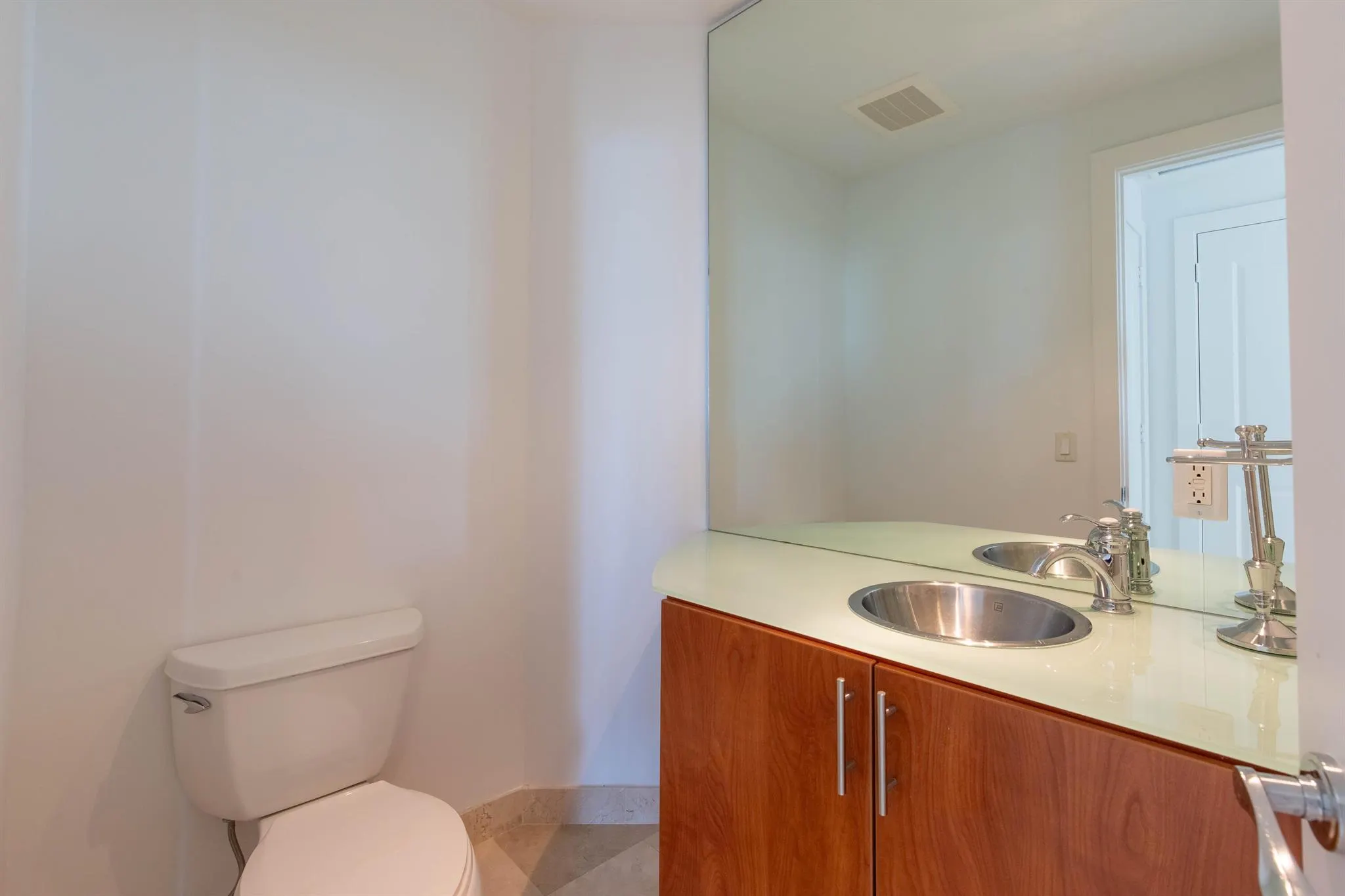 315 NE 3rd Avenue, #1706