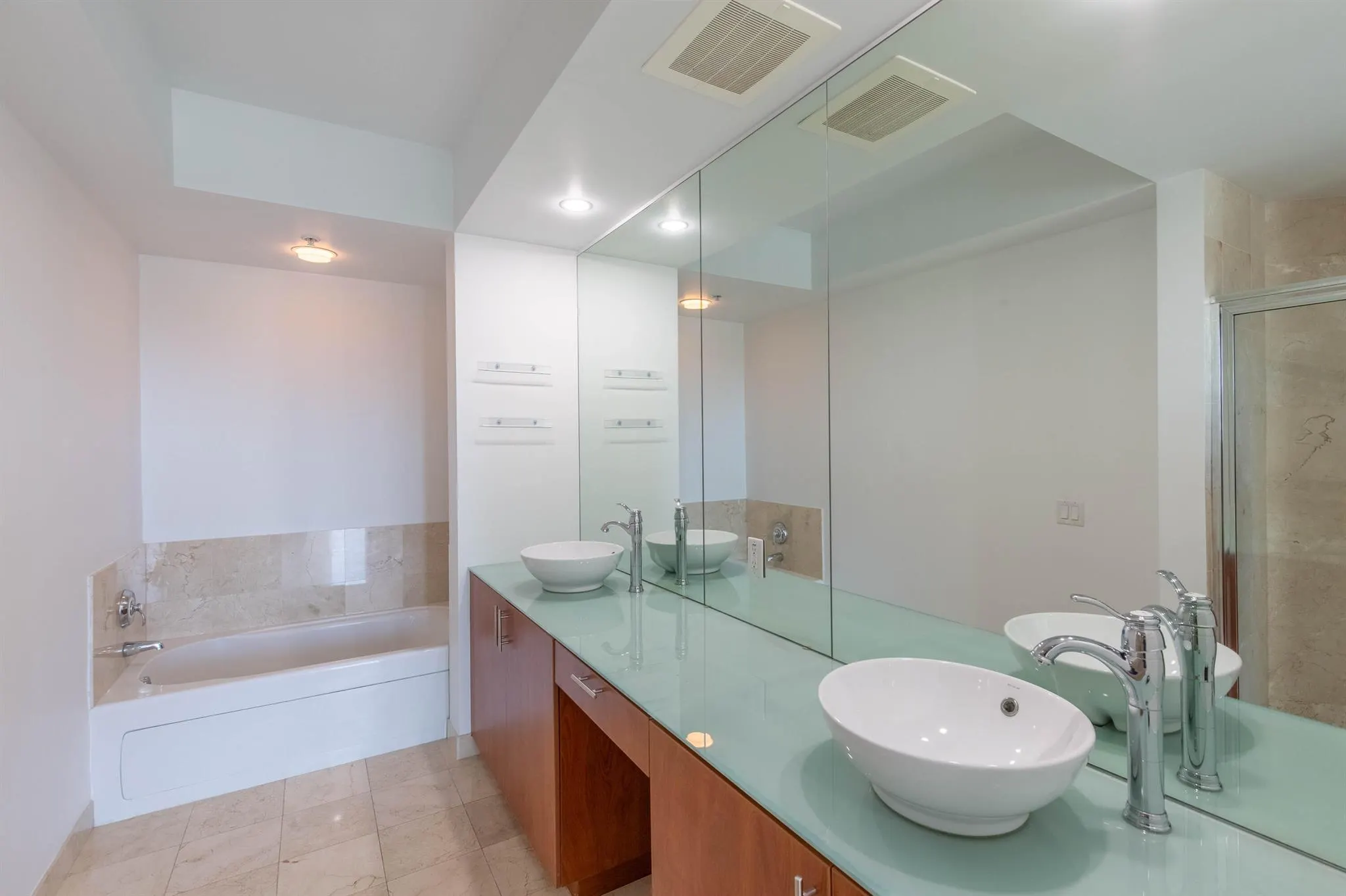 315 NE 3rd Avenue, #1706