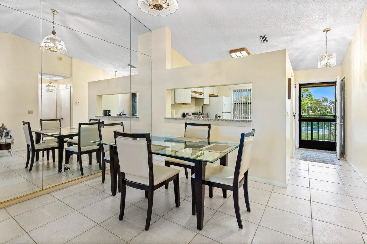 4689 Lucerne Lakes Boulevard W, #203
