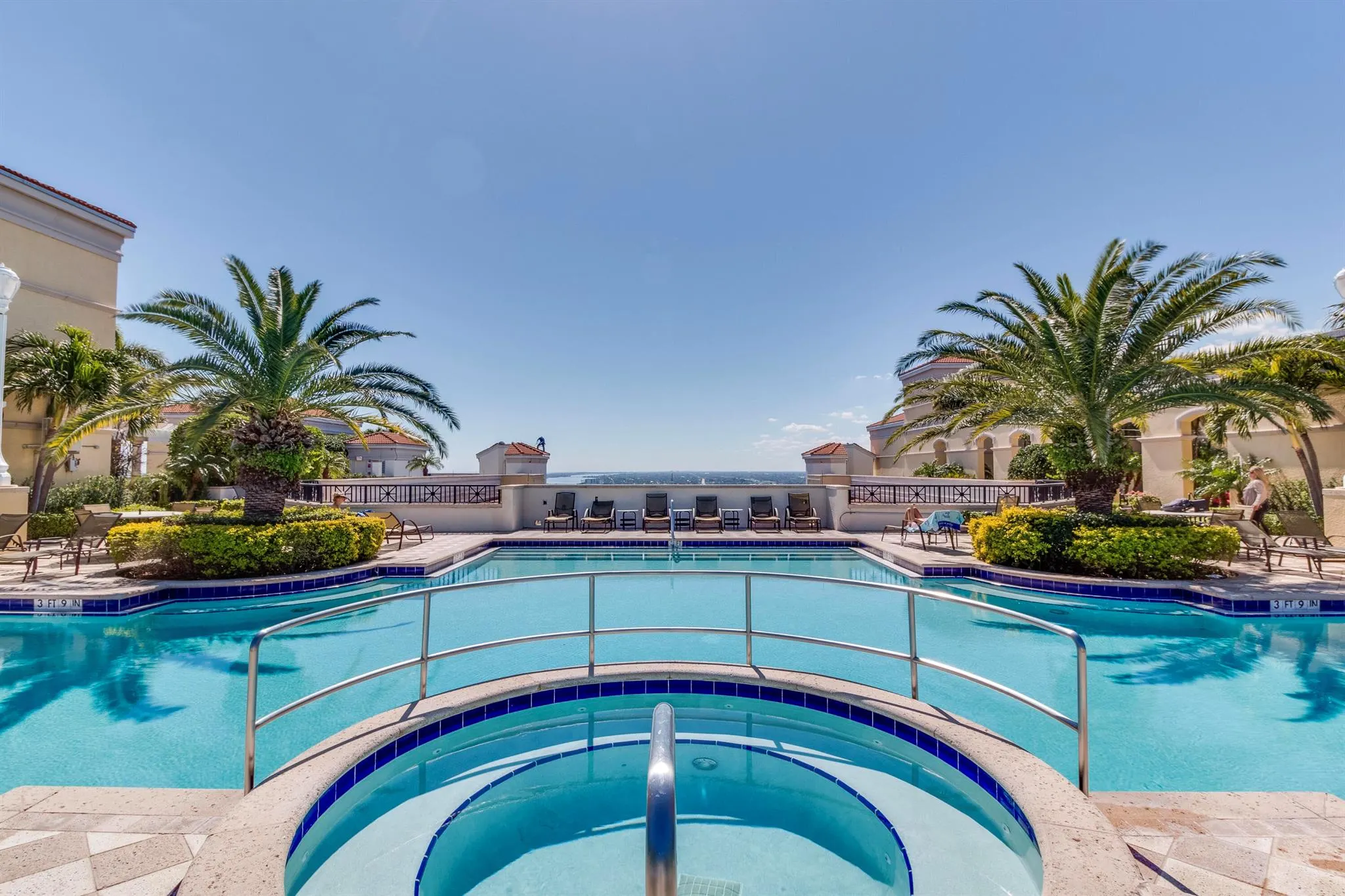 701 S Olive Avenue, #211