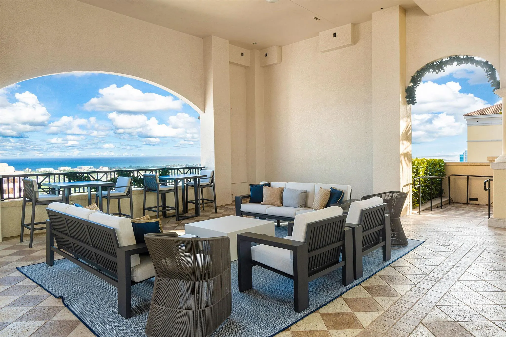701 S Olive Avenue, #211