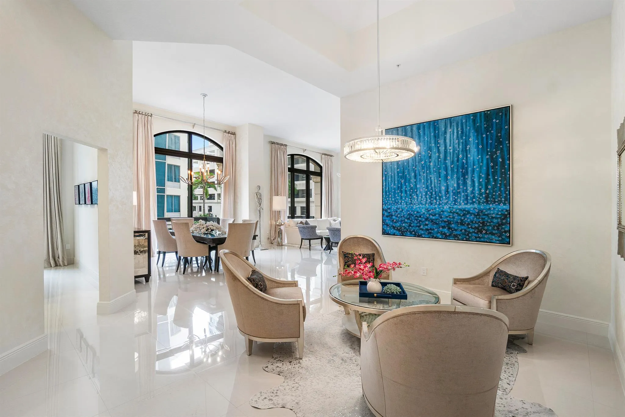 701 S Olive Avenue, #211