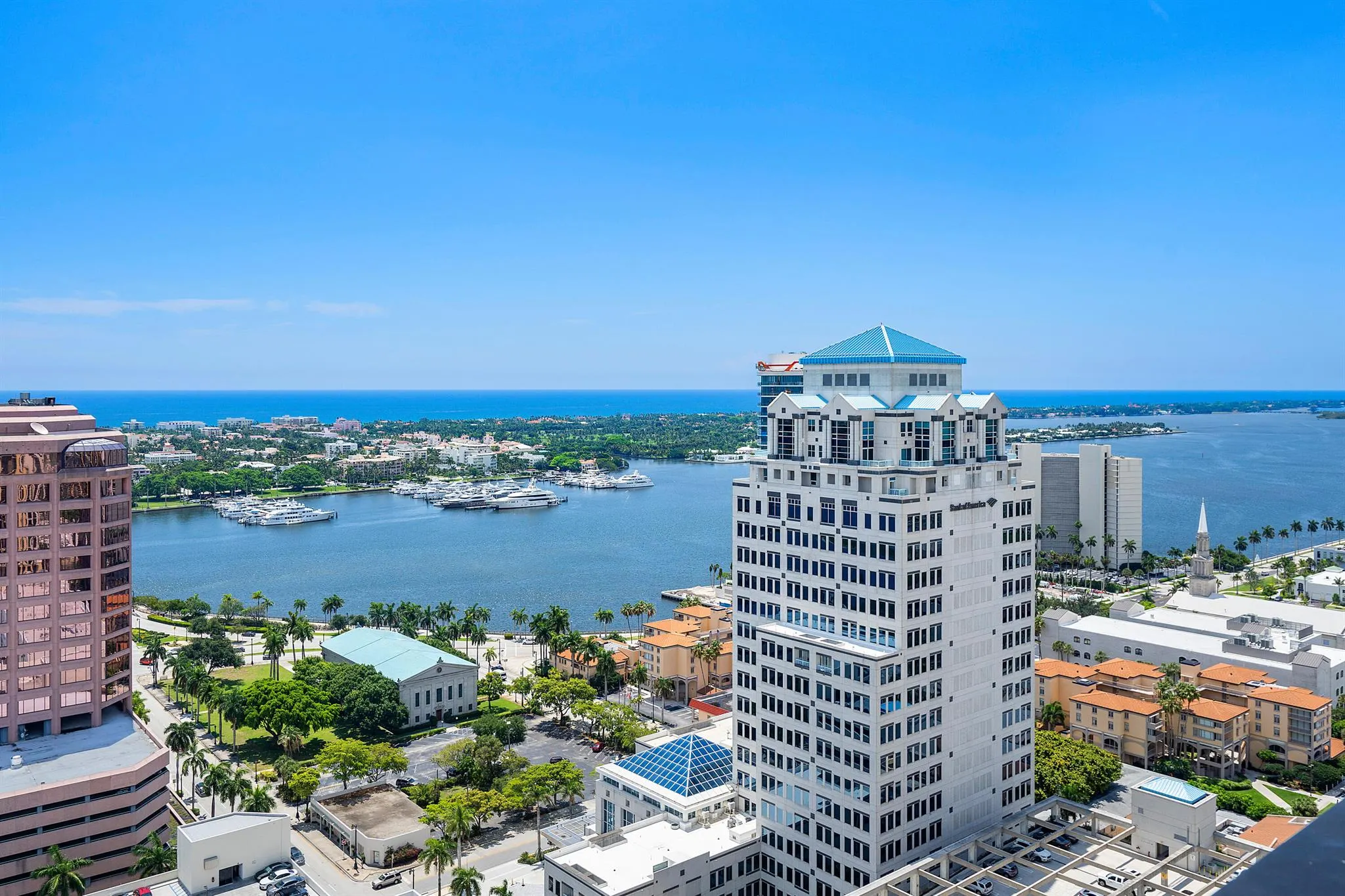 701 S Olive Avenue, #211