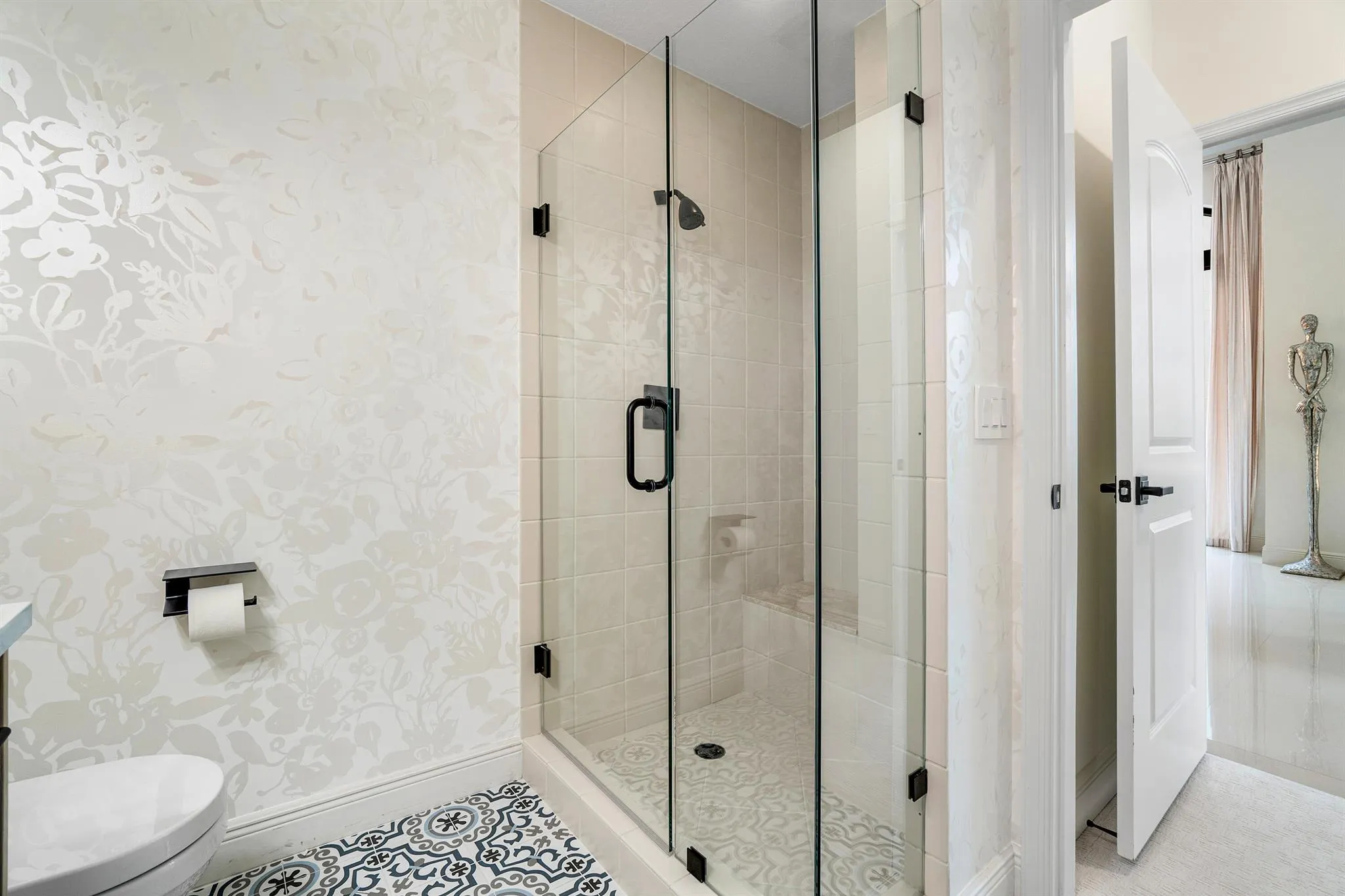 701 S Olive Avenue, #211