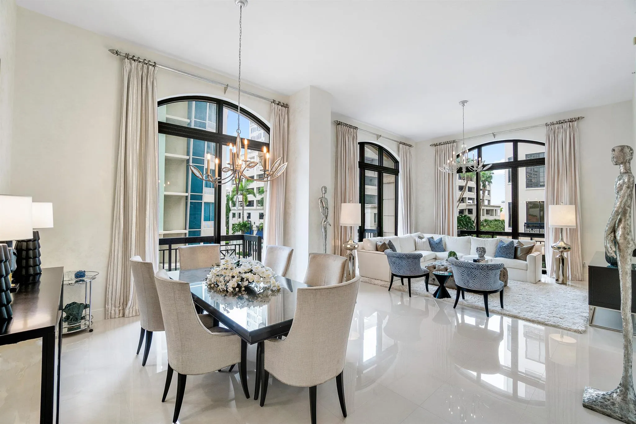 701 S Olive Avenue, #211