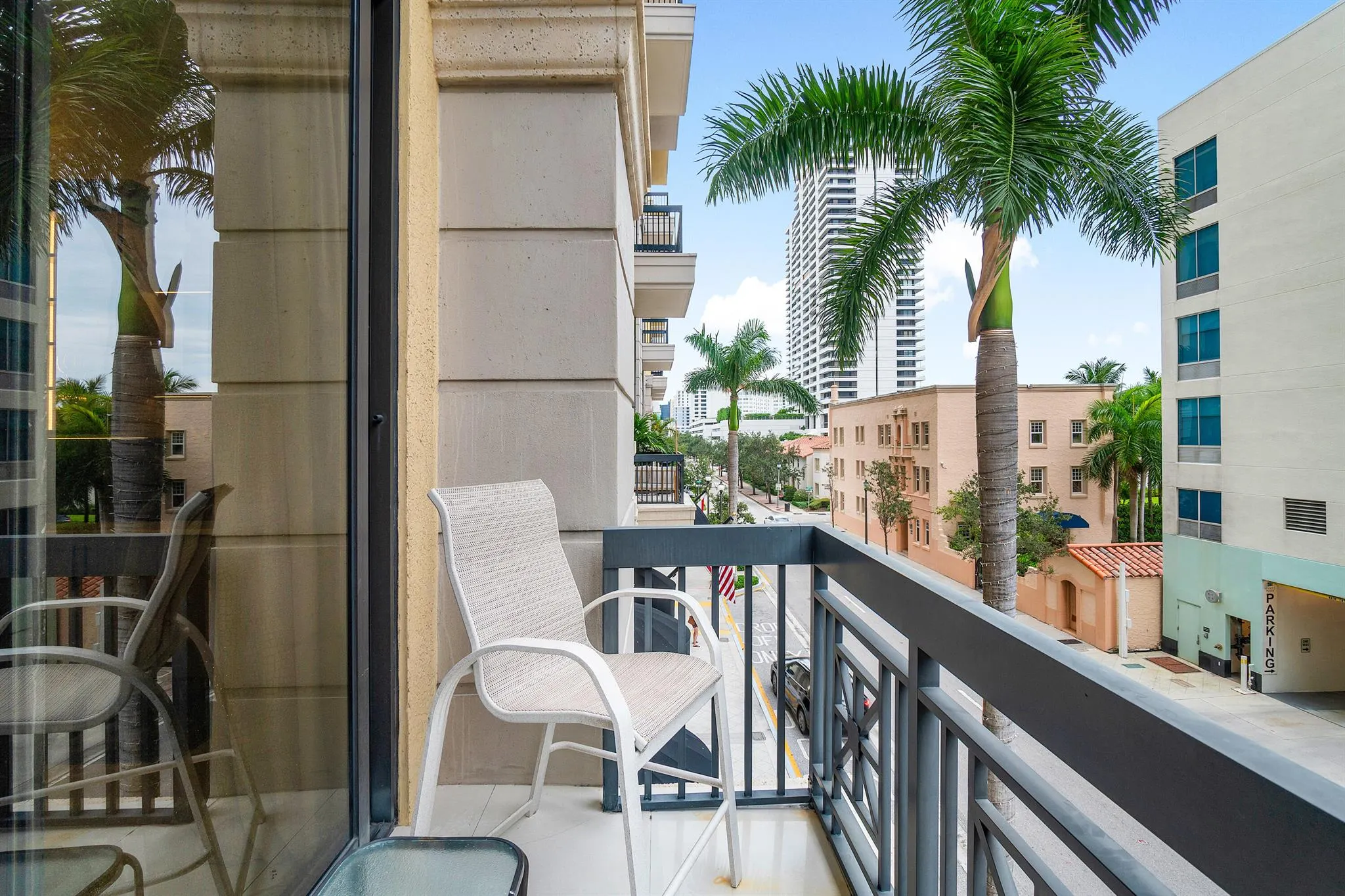701 S Olive Avenue, #211