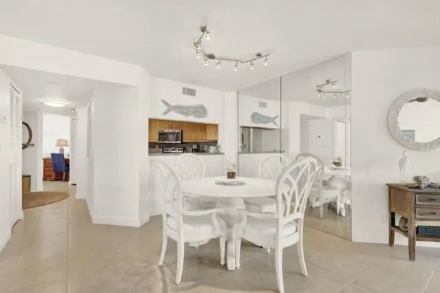 9550 S Ocean Drive, #1208