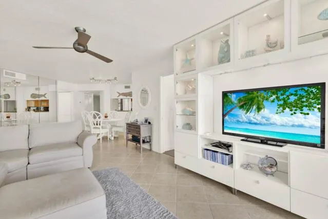 9550 S Ocean Drive, #1208