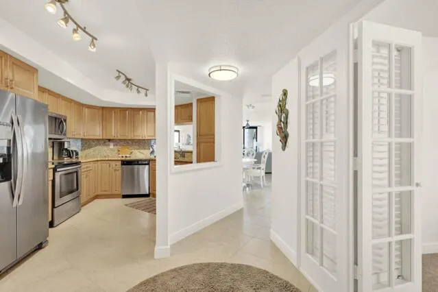 9550 S Ocean Drive, #1208