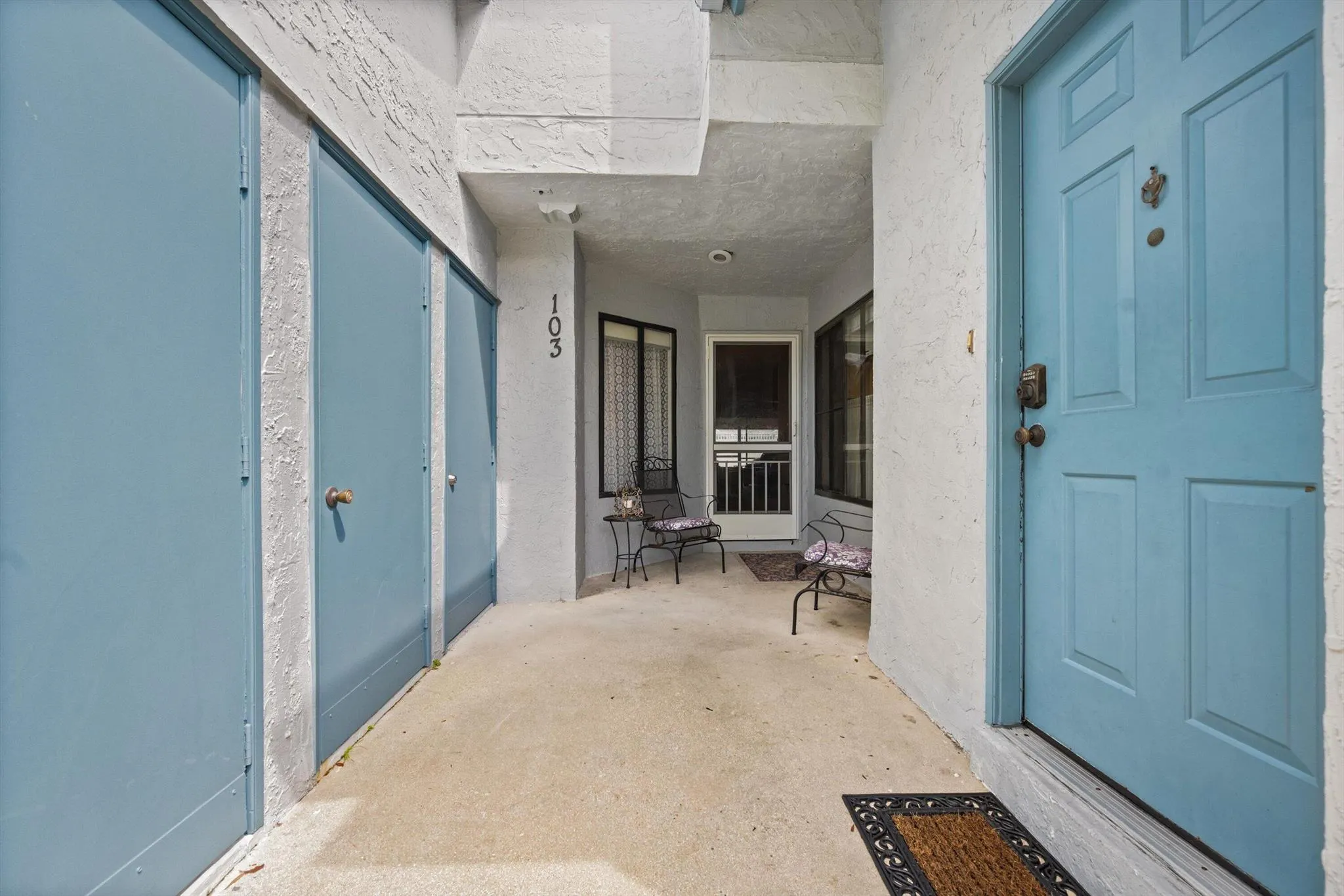 103 Harbour Pointe Way