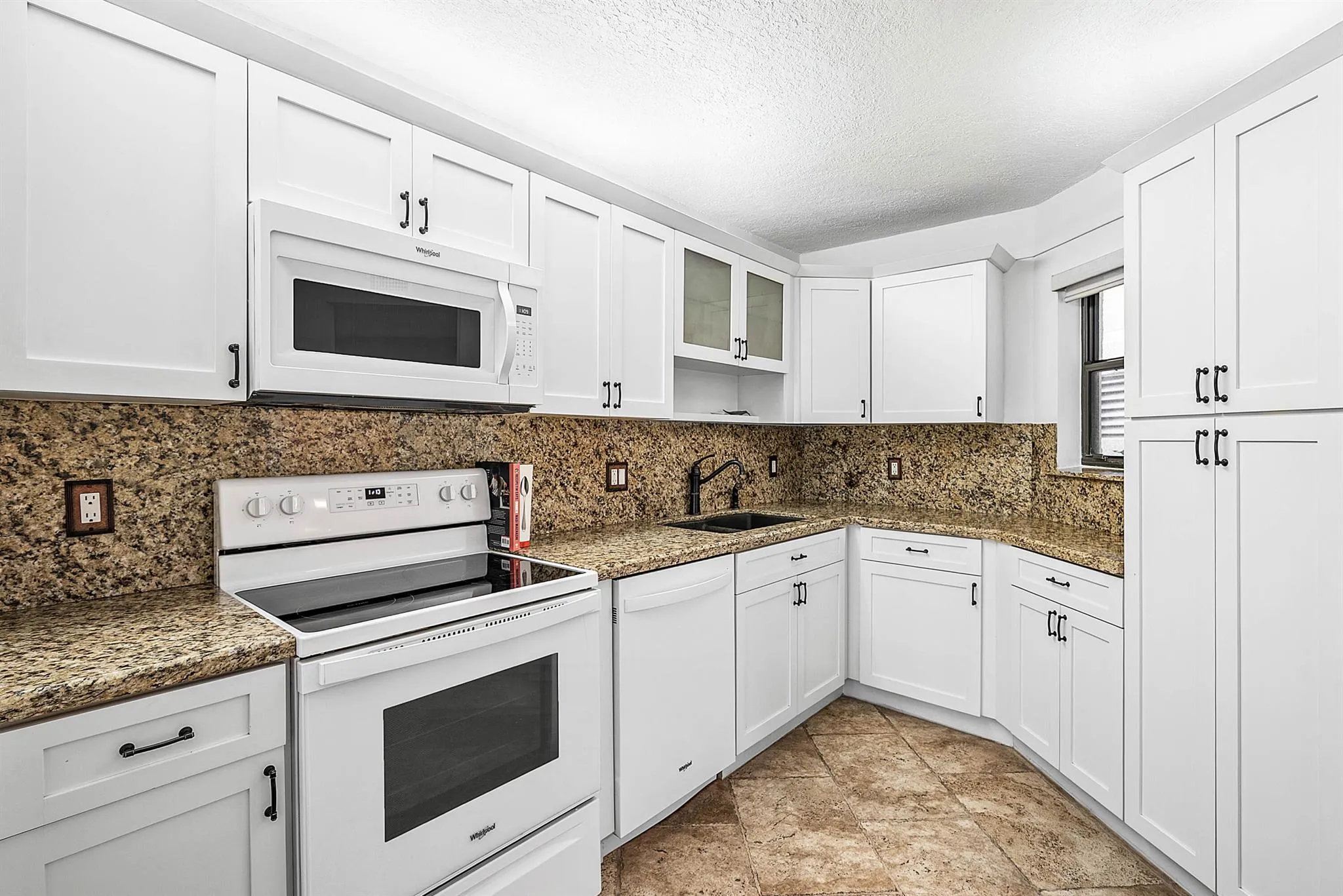 5651 Camino Del Sol, #102