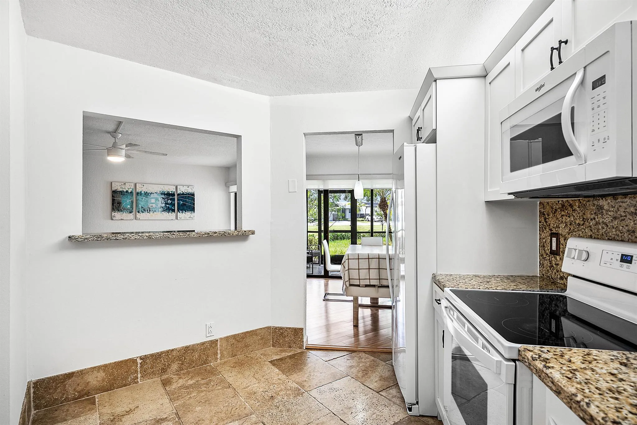 5651 Camino Del Sol, #102