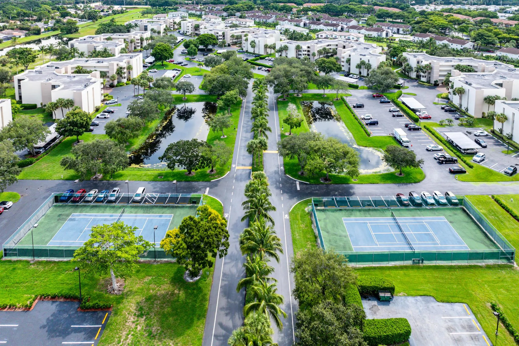 5651 Camino Del Sol, #102