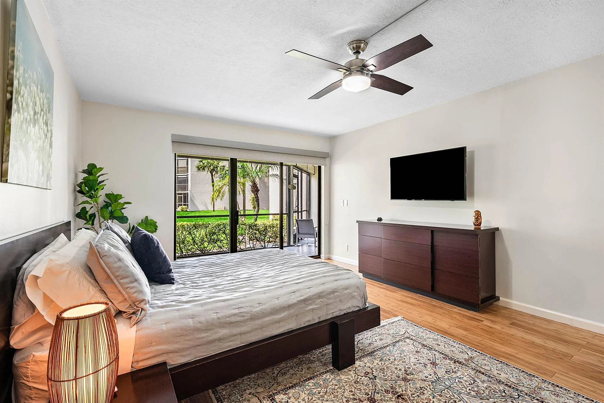 5651 Camino Del Sol, #102
