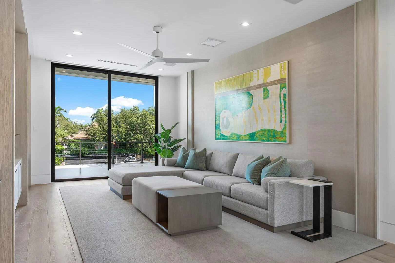 175 W Alexander Palm Road