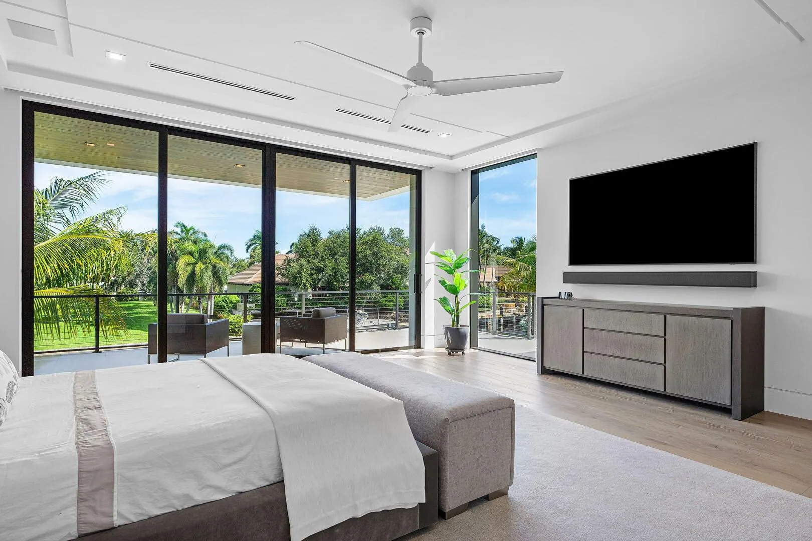 175 W Alexander Palm Road