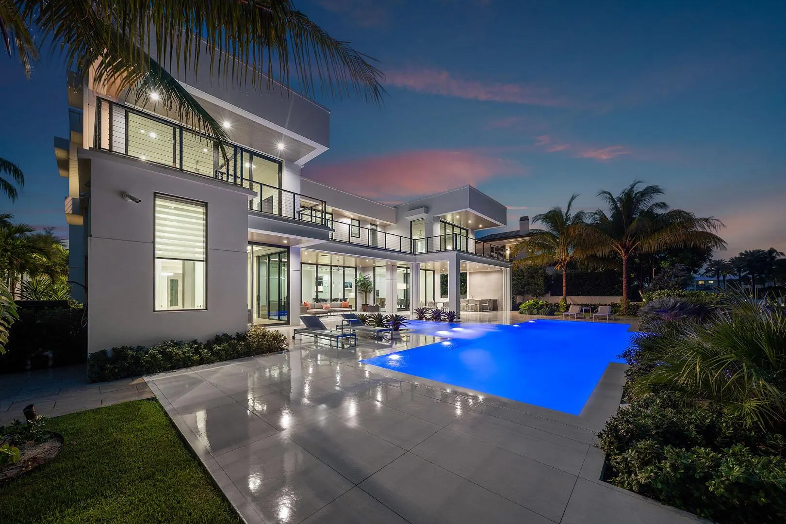 175 W Alexander Palm Road