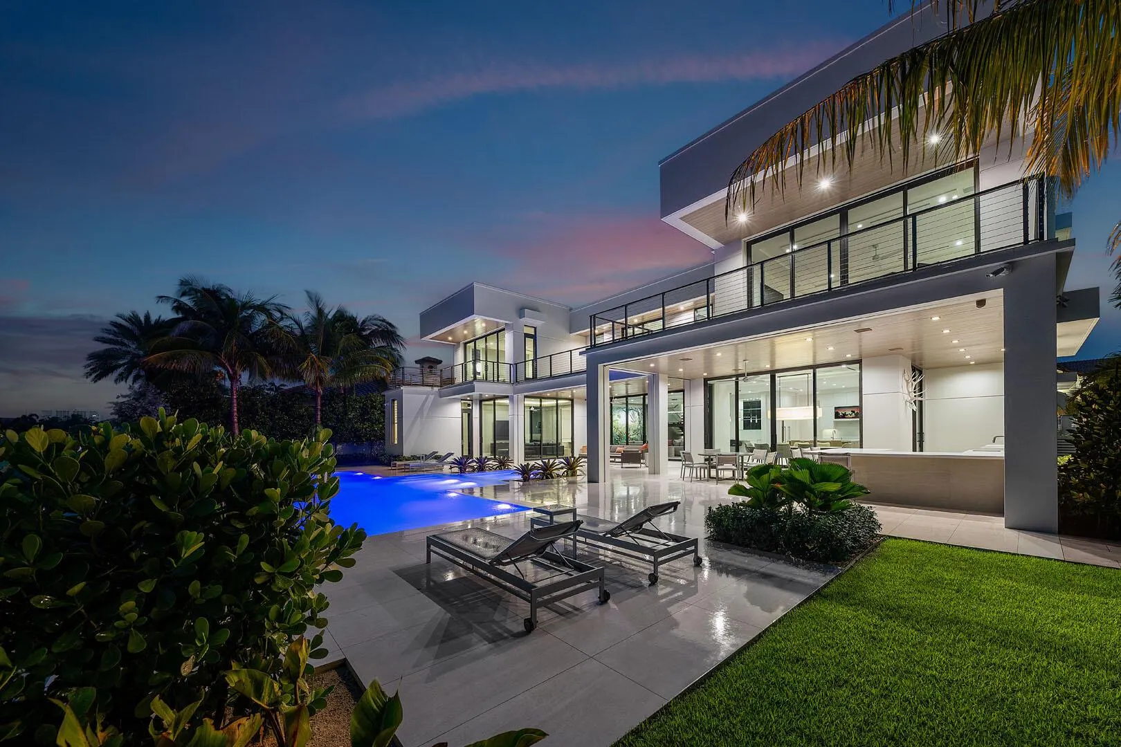 175 W Alexander Palm Road