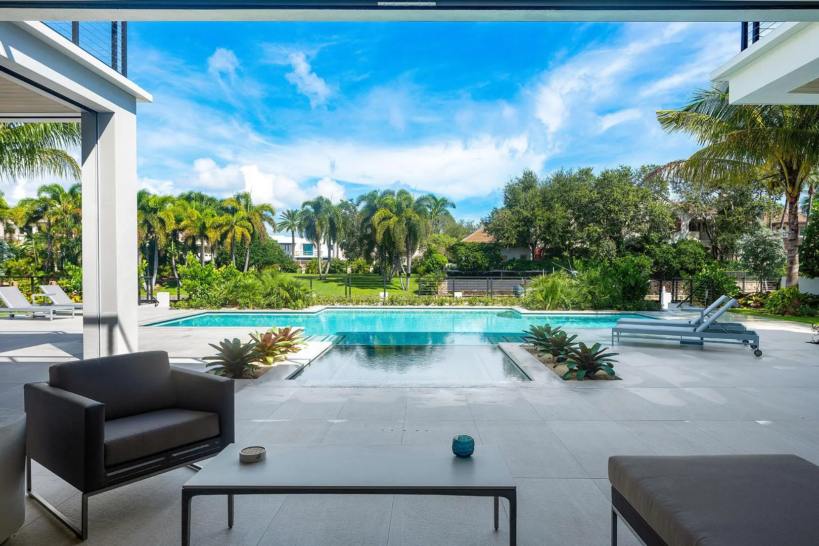 175 W Alexander Palm Road