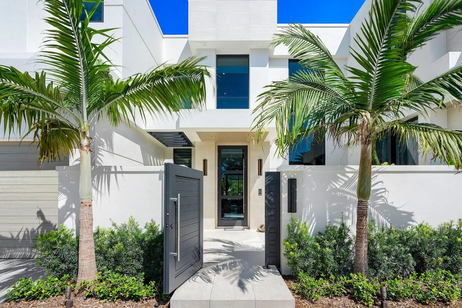 175 W Alexander Palm Road