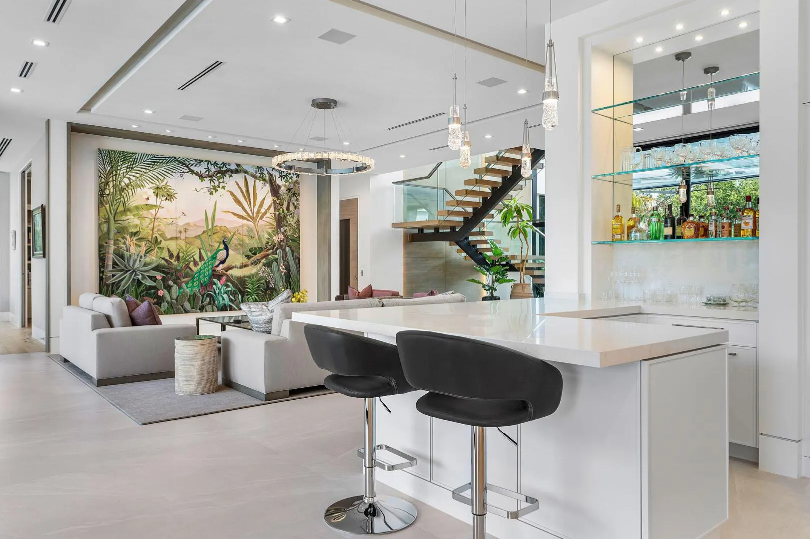 175 W Alexander Palm Road