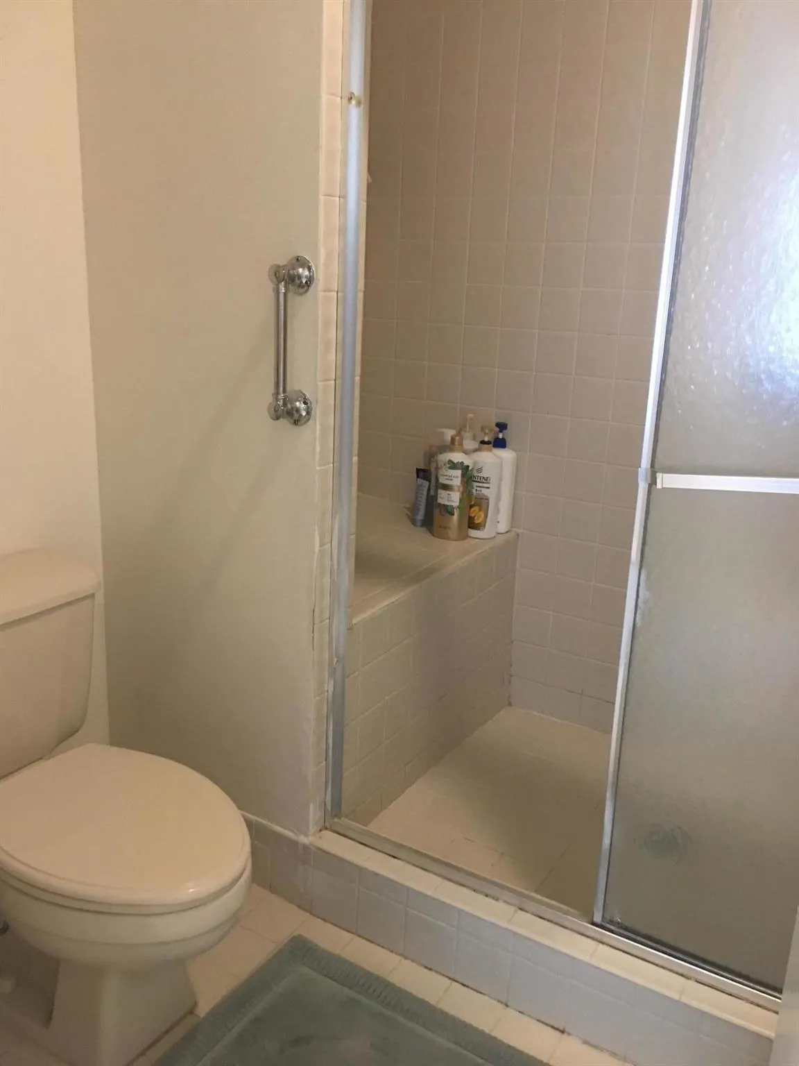 10910 Lakemore Lane, #201