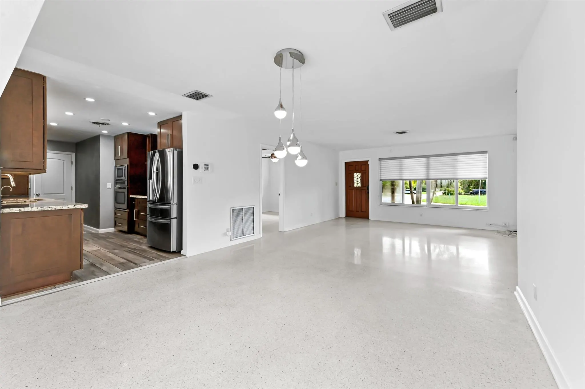 999 NW 3rd Avenue