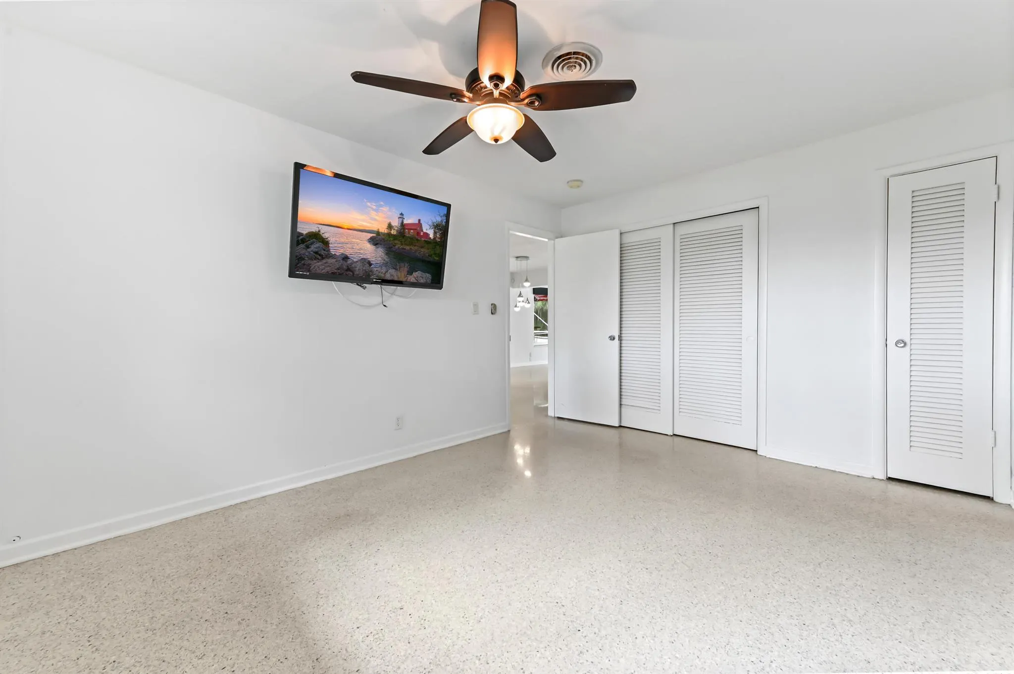 999 NW 3rd Avenue