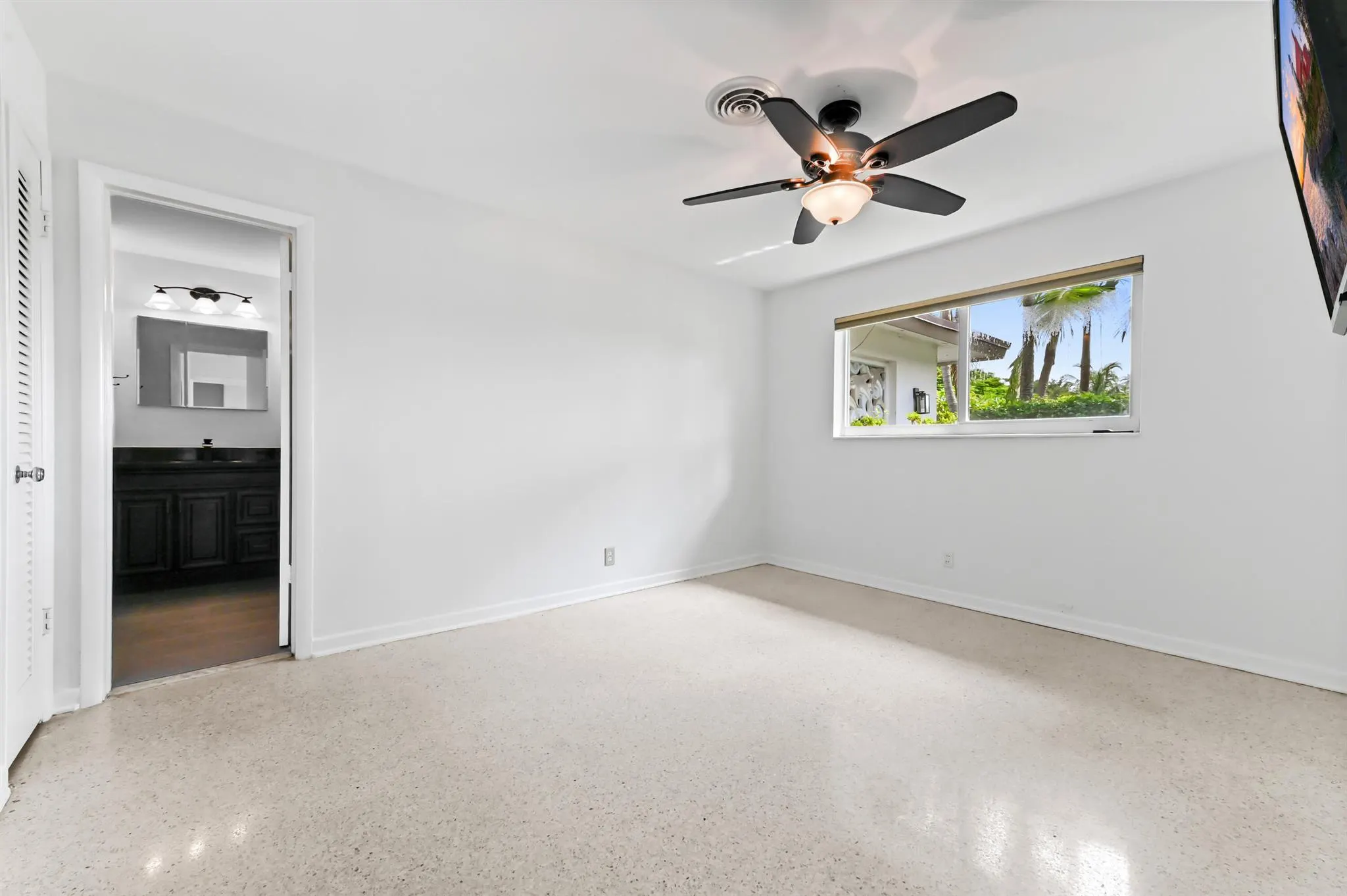 999 NW 3rd Avenue